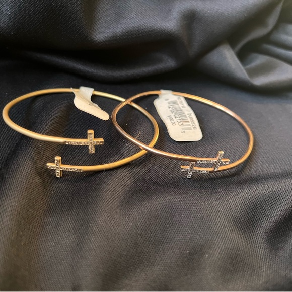 Cross Bangle Bracelets Women’s Two NWT Gold Tone - Picture 11 of 14